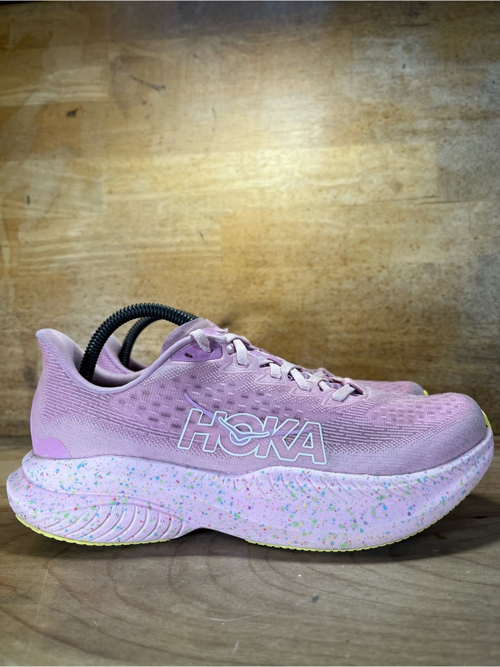 Hoka One One Mach 6 COLORFUL Womens Sz 9.5 Running Shoes Sneakers Pink Lemonade